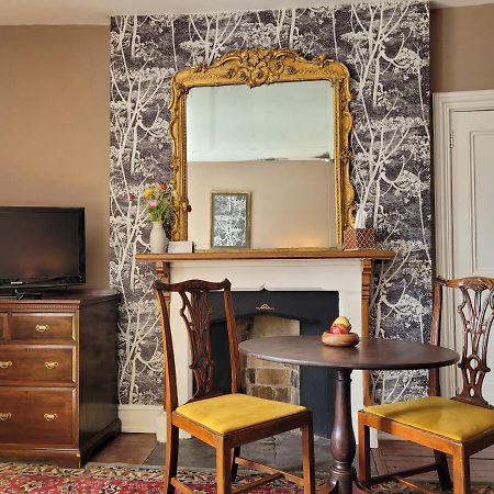 The Old Vicarage Bed & Breakfast Kington  Bagian luar foto